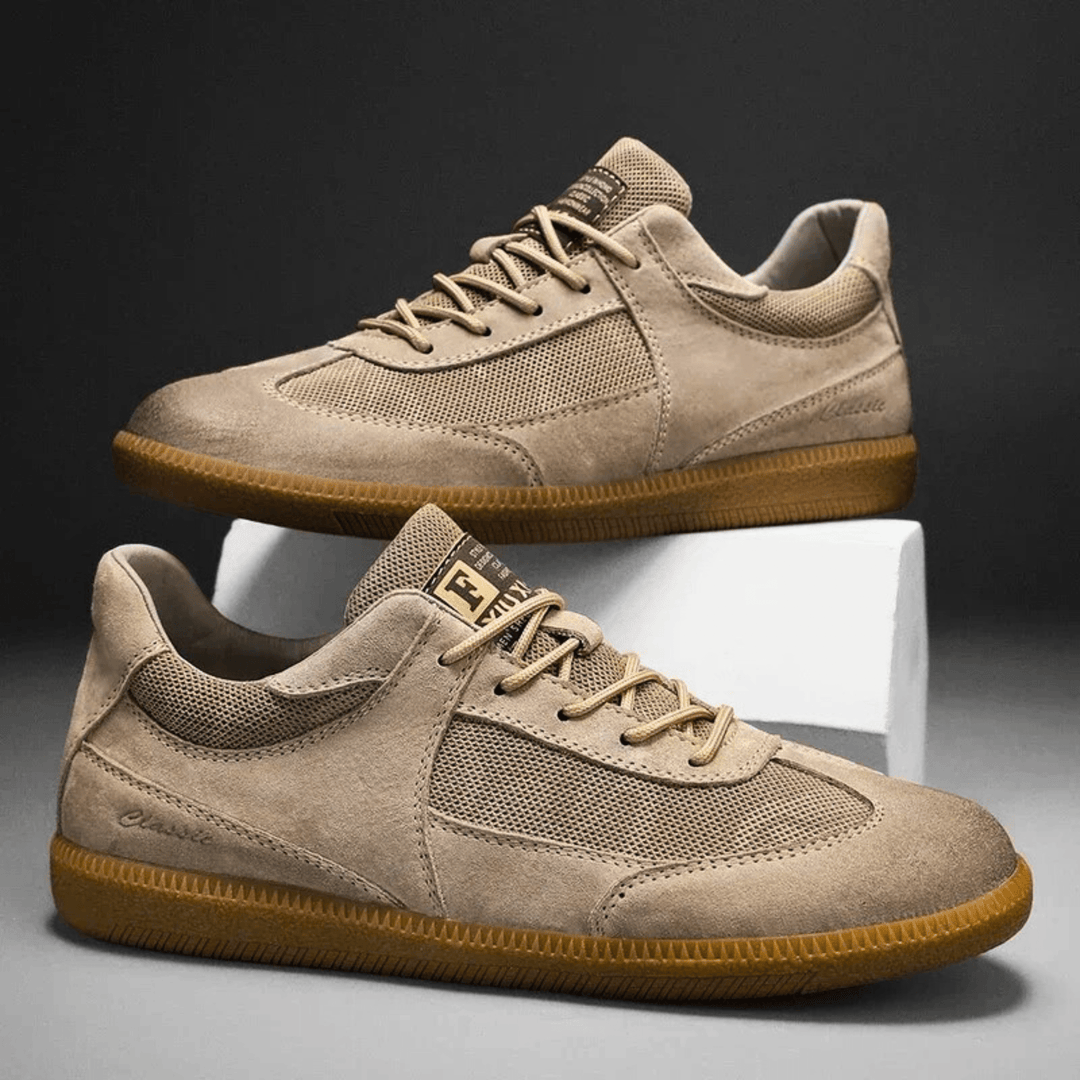 Endura Genuine Leather Sneaker