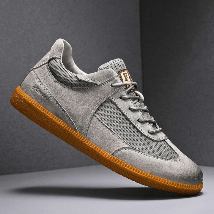 Endura Genuine Leather Sneaker